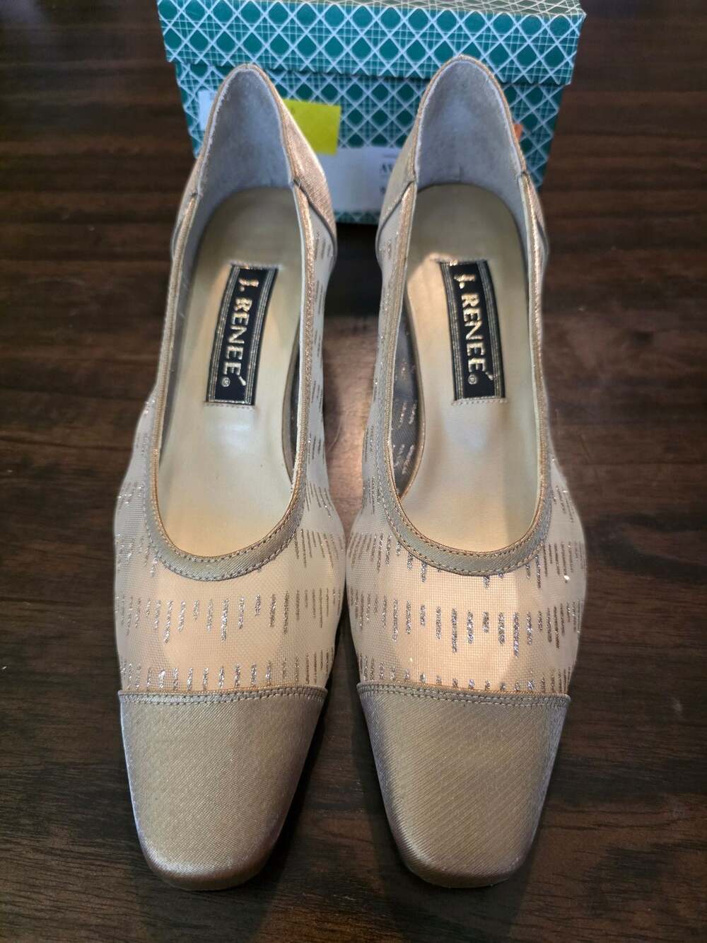 J. Renee Averill Gold Metallic Mesh Cap Toe Low Heel Pumps Shoes Size 9M